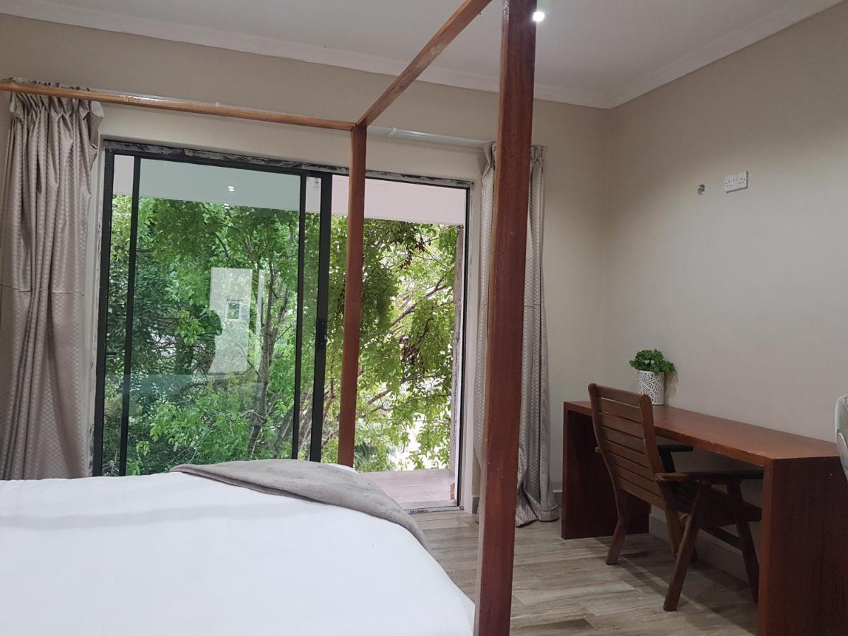 Chinyonga Guesthouse Limbe ภายนอก รูปภาพ