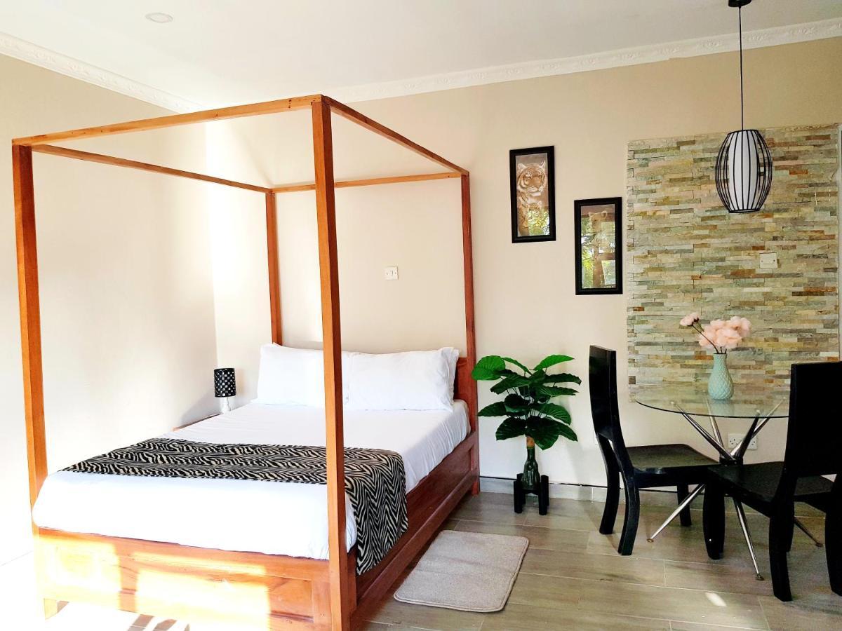 Chinyonga Guesthouse Limbe ภายนอก รูปภาพ