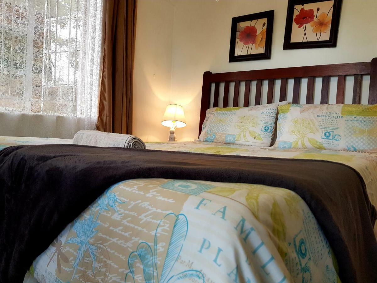 Chinyonga Guesthouse Limbe ภายนอก รูปภาพ