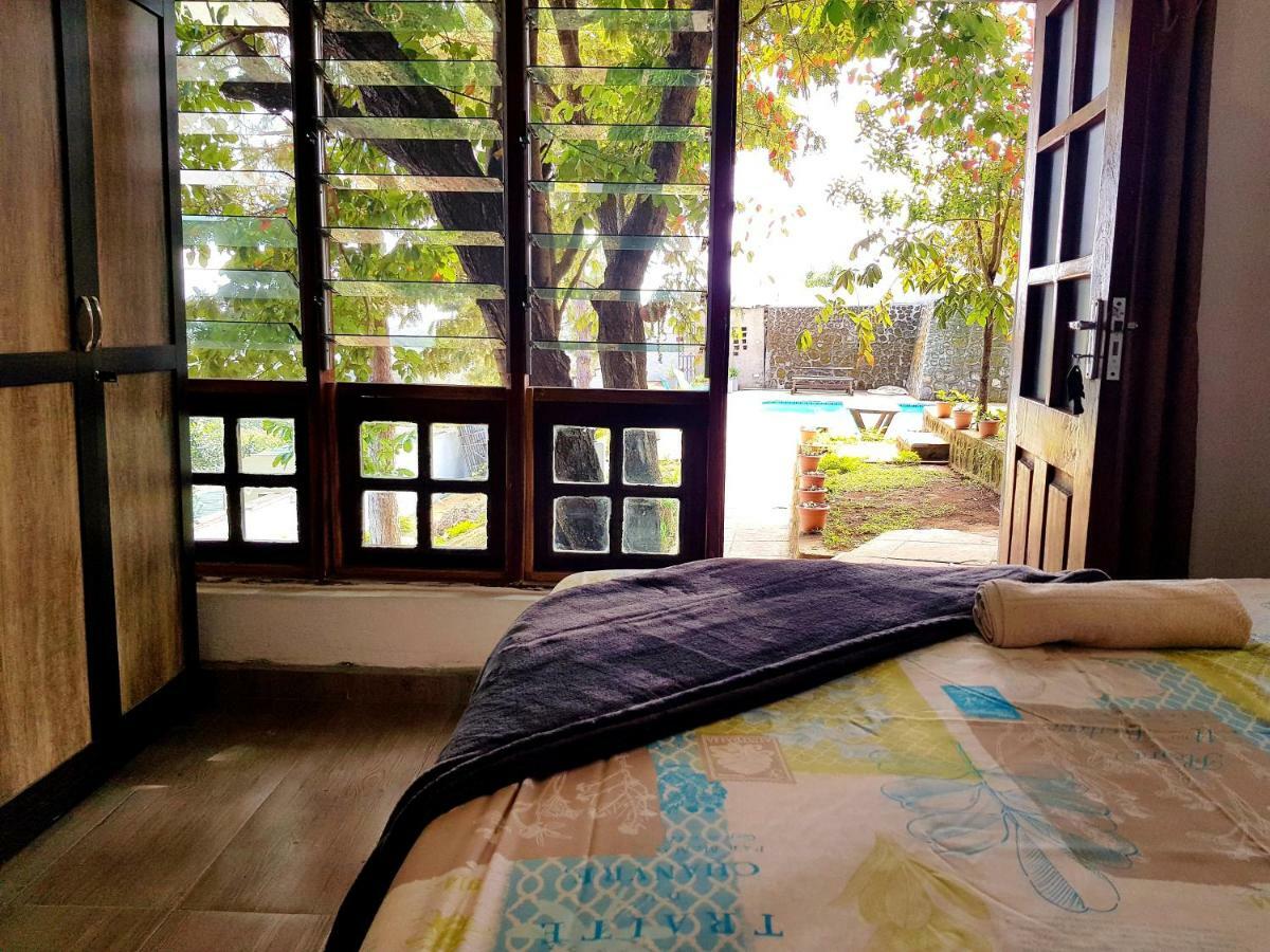 Chinyonga Guesthouse Limbe ภายนอก รูปภาพ