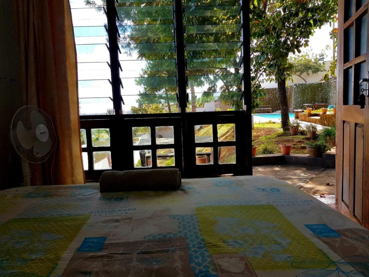 Chinyonga Guesthouse Limbe ภายนอก รูปภาพ